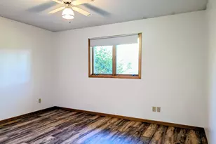 320 Todd St S, Long Prairie, MN 56347 - Photo 10