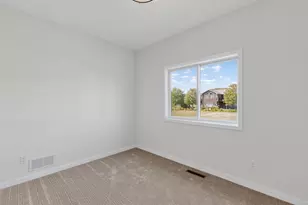 239 Stonelake Dr SE, Rochester, MN 55904 - Photo 22