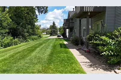 1580 Helmo Avenue N, Oakdale, MN 55128 - Photo 1