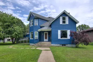 924 6th St W, Wabasha, MN 55981 - Photo 1