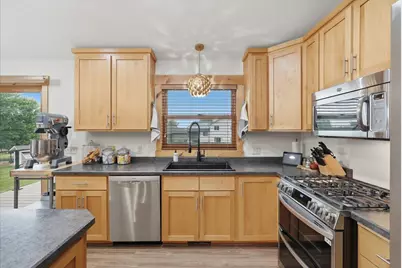 1647 Valley Quail Drive, River Falls, WI 54022 - Photo 16