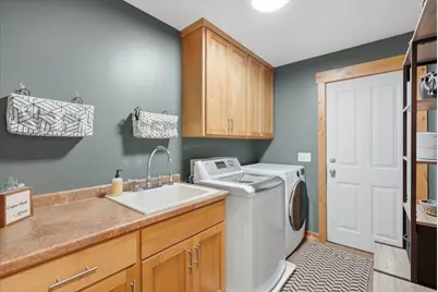 1647 Valley Quail Drive, River Falls, WI 54022 - Photo 36