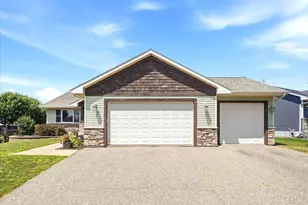1647 Valley Quail Dr, River Falls, WI 54022 - Photo 1