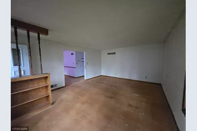 305 W 3rd Street, Winthrop, MN 55396 - Photo 14