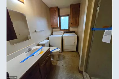 305 W 3rd Street, Winthrop, MN 55396 - Photo 26