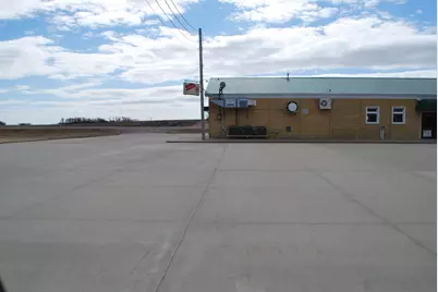 319 Dugan Street S, Welcome, MN 56181 - Photo 6