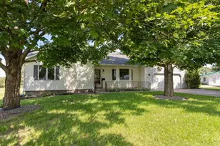 104 E County Road N, Le Roy, MN 55951 - Photo 1