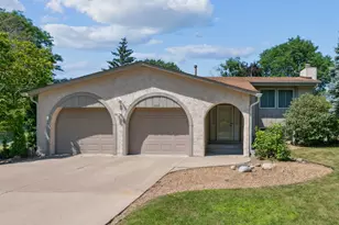 2419 Galtier St, Roseville, MN 55113 - Photo 1