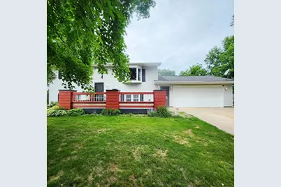 306 Parkview Curve, Zumbrota, MN 55992 - Photo 2