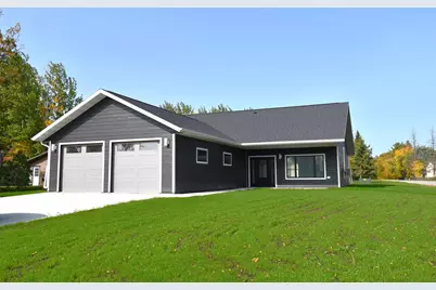 609 Lincoln Street SE, Warroad, MN 56763 - Photo 1