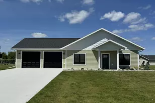 505 Garfield St SE, Warroad, MN 56763 - Photo 1