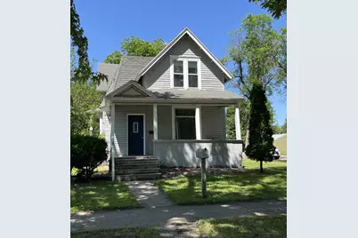 1364 5th Avenue N, Windom, MN 56101 - Photo 1