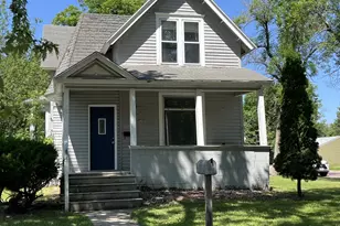 1364 5th Ave N, Windom, MN 56101 - Photo 1