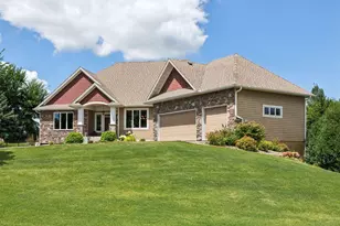 18922 Edgewood Ln, Prior Lake, MN 55372 - Photo 1