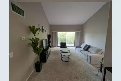 4120 Parklawn Avenue #319, Edina, MN 55435 - Photo 2