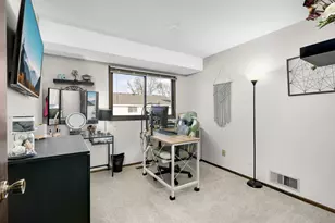 6904 Ives Ln N, Maple Grove, MN 55369 - Photo 16