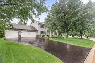 1415 Kingswood Ponds Rd, Eagan, MN 55122 - Photo 1