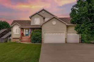 9386 Jennifer Ct, Chisago Lake Township, MN 55013 - Photo 1