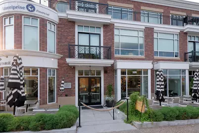 148 Ridgeview Lane E, Wayzata, MN 55391 - Photo 16