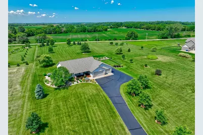 1532 96th Street, New Richmond, WI 54017 - Photo 1