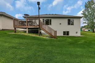 1664 Payton Ct NE, Sauk Rapids, MN 56379 - Photo 2