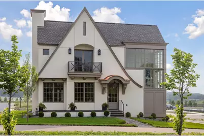 956 Mississippi River Boulevard S, Saint Paul, MN 55116 - Photo 2