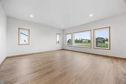 4849 4th Street S, Moorhead, MN 56560 - Photo 6