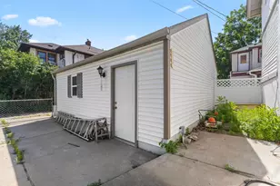 1104 24th Ave NE, Minneapolis, MN 55418 - Photo 28