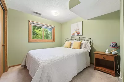 783 Bur Oak Court, Vadnais Heights, MN 55127 - Photo 32