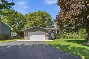 783 Bur Oak Ct, Vadnais Heights, MN 55127 - Photo 1