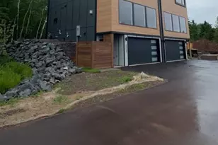 3733 London Rd, Duluth, MN 55804 - Photo 1