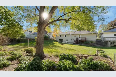 9149 Queen Avenue S, Bloomington, MN 55431 - Photo 8