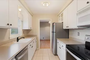 9149 Queen Ave S, Bloomington, MN 55431 - Photo 16