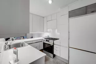 1932 Dupont Ave S, Minneapolis, MN 55403 - Photo 4