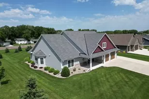 104 Covington Dr, Redwood Falls, MN 56283 - Photo 1