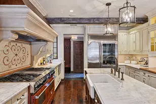 2735 Dean Pkwy, Minneapolis, MN 55416 - Photo 10