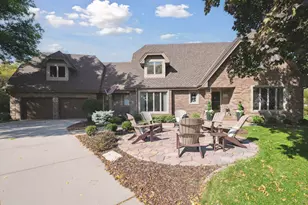 815 Alvarado Ln N, Plymouth, MN 55447 - Photo 1