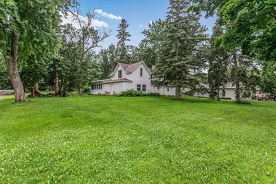 906 S Holcombe Avenue, Litchfield, MN 55355 - Photo 1