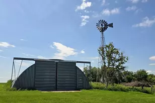 2047 60th Ave, Pipestone, MN 56164 - Photo 50