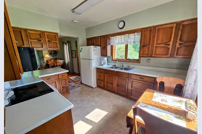 2047 60th Avenue, Pipestone, MN 56164 - Photo 8