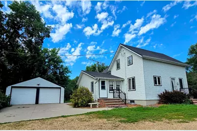 2047 60th Avenue, Pipestone, MN 56164 - Photo 4