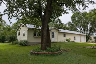 175 E 4th St, Cottonwood, MN 56229 - Photo 1