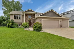 617 Knights Ct, Sartell, MN 56377 - Photo 1