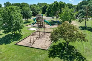 1415 County Road E W, Arden Hills, MN 55112 - Photo 34