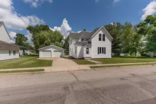 218 E Main St, Cyrus, MN 56323 - Photo 1