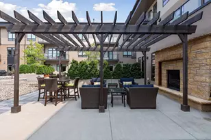 875 Lake St N, Wayzata, MN 55391 - Photo 34