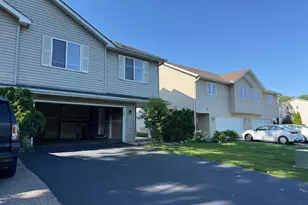 874 Wescott Square, Eagan, MN 55123 - Photo 1