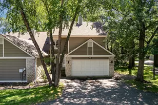 153 Wildwood Bay Dr, Mahtomedi, MN 55115 - Photo 1