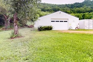 W25757 Bear Coulee Rd, Trempealeau, WI 54661 - Photo 46