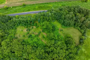 W25757 Bear Coulee Rd, Trempealeau, WI 54661 - Photo 48